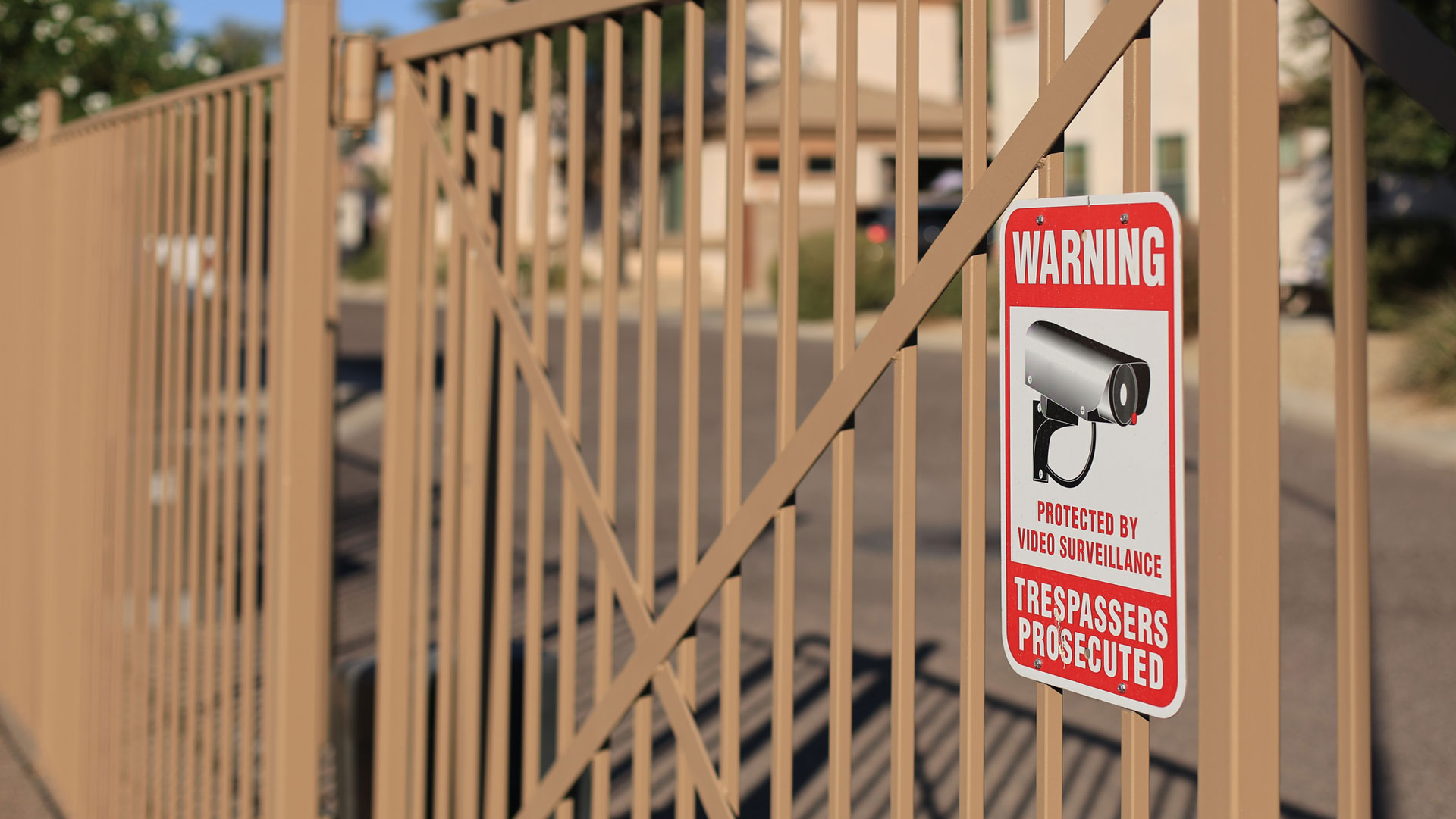 Deering 4 Ds Securing Home Istock 1780812604